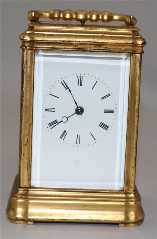 An early 20th century brass gorge cased carriage clock, 5.25 excl. handle.